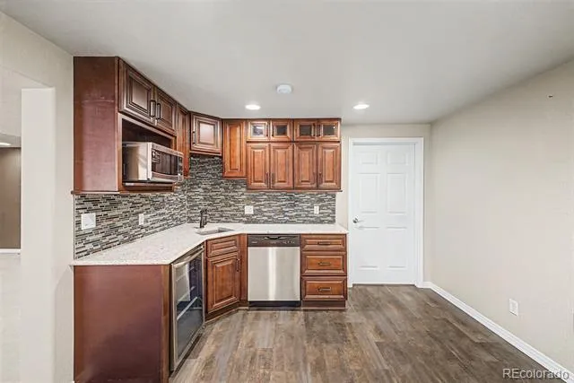 6243 S Blackhawk Court Centennial, CO 80111