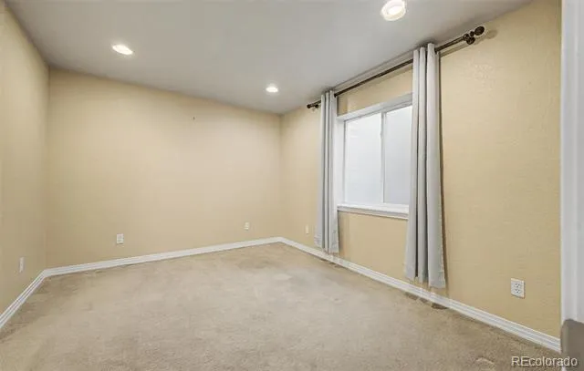 6243 S Blackhawk Court Centennial, CO 80111