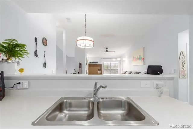 4211 S Blackhawk Circle #8C Aurora, CO 80014
