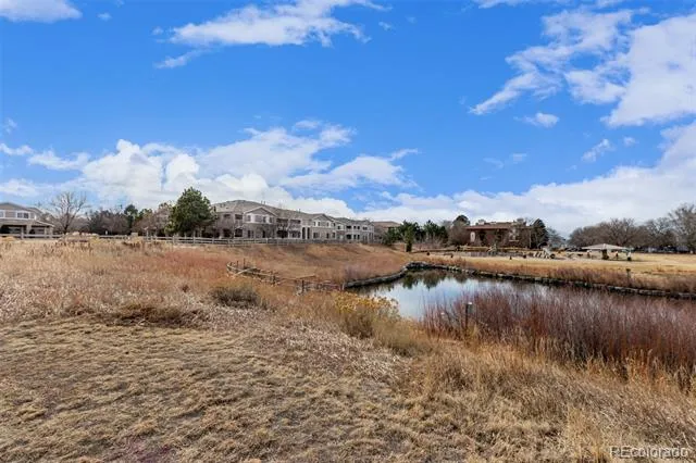 4211 S Blackhawk Circle #8C Aurora, CO 80014