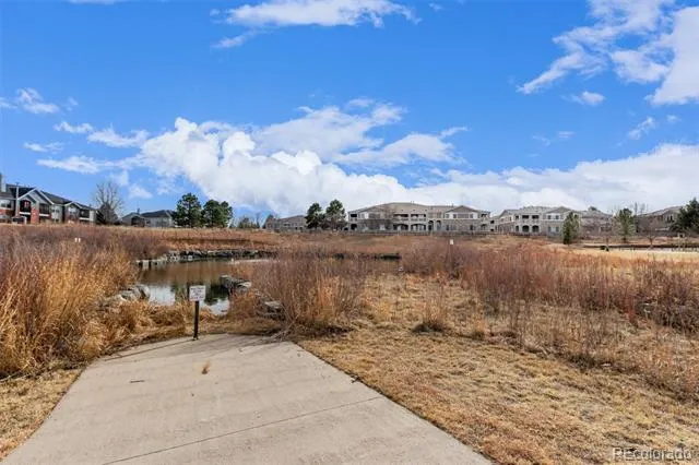 4211 S Blackhawk Circle #8C Aurora, CO 80014