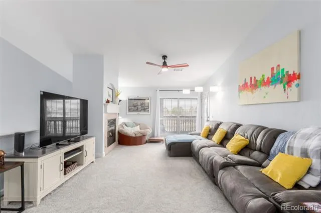 4211 S Blackhawk Circle #8C Aurora, CO 80014
