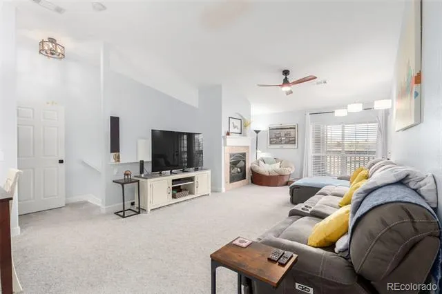 4211 S Blackhawk Circle #8C Aurora, CO 80014