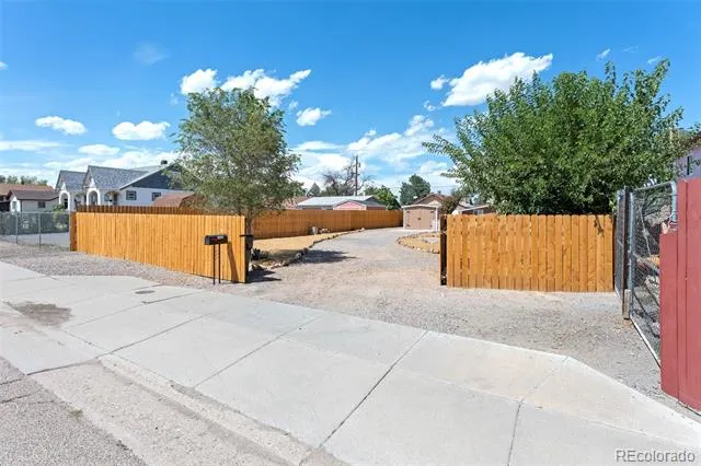 1127 E 3rd Street Pueblo, CO 81001