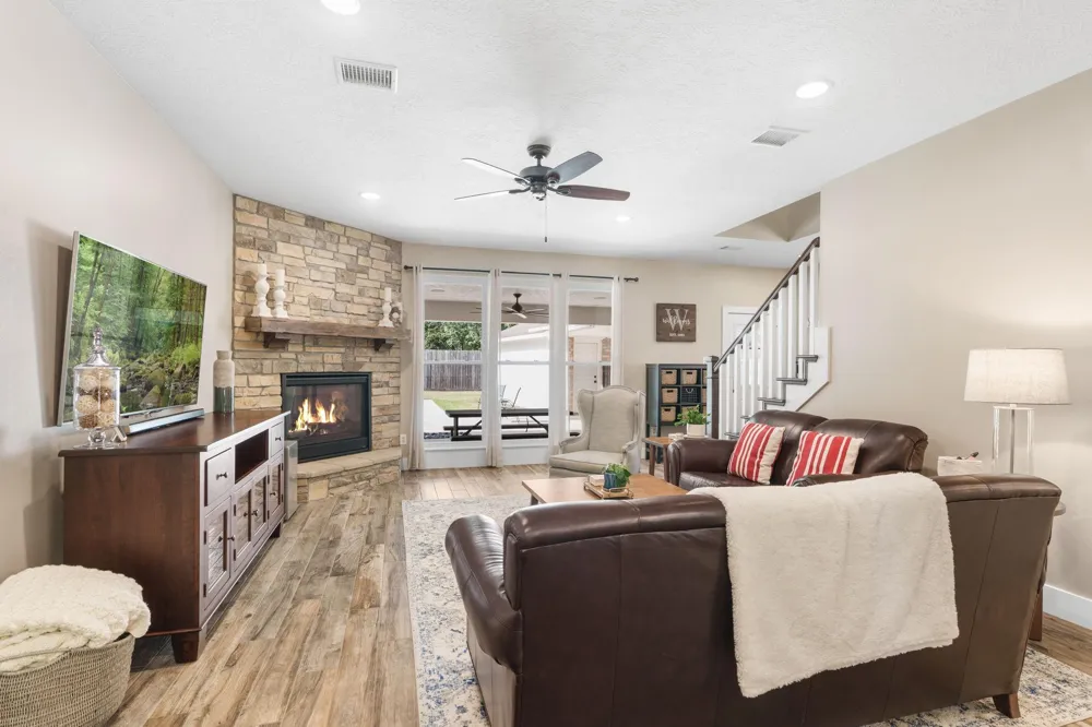 1611 Pincher Creek Drive Spring, TX 77386