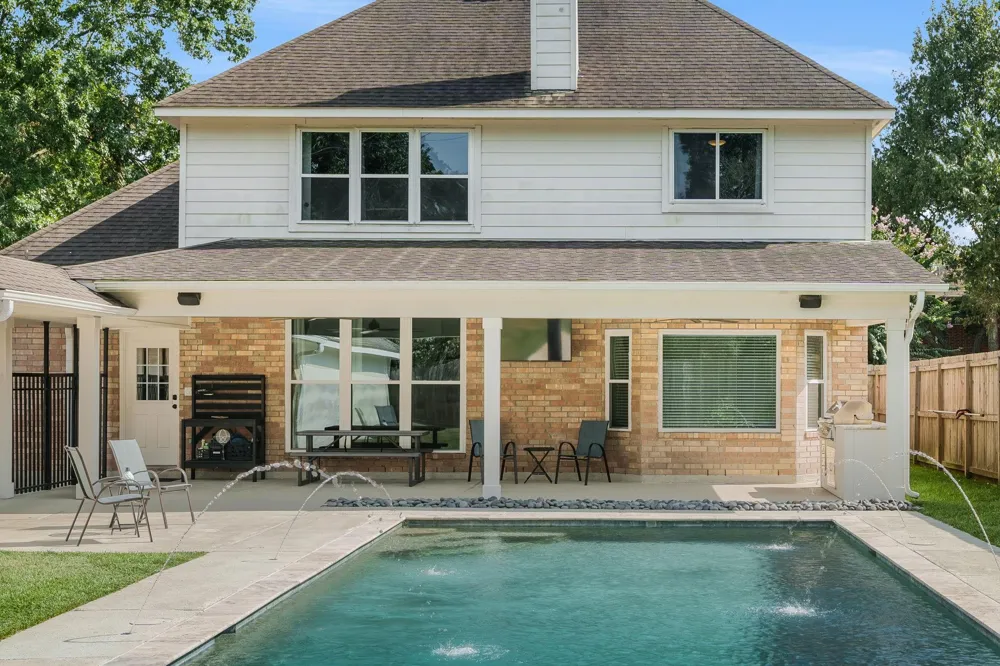 1611 Pincher Creek Drive Spring, TX 77386
