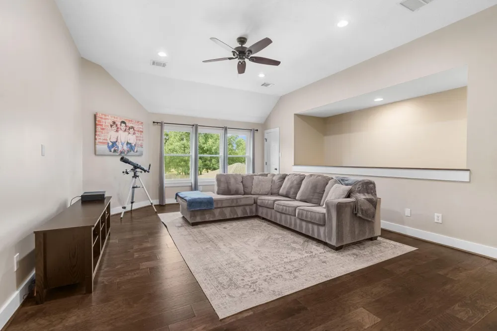 1611 Pincher Creek Drive Spring, TX 77386