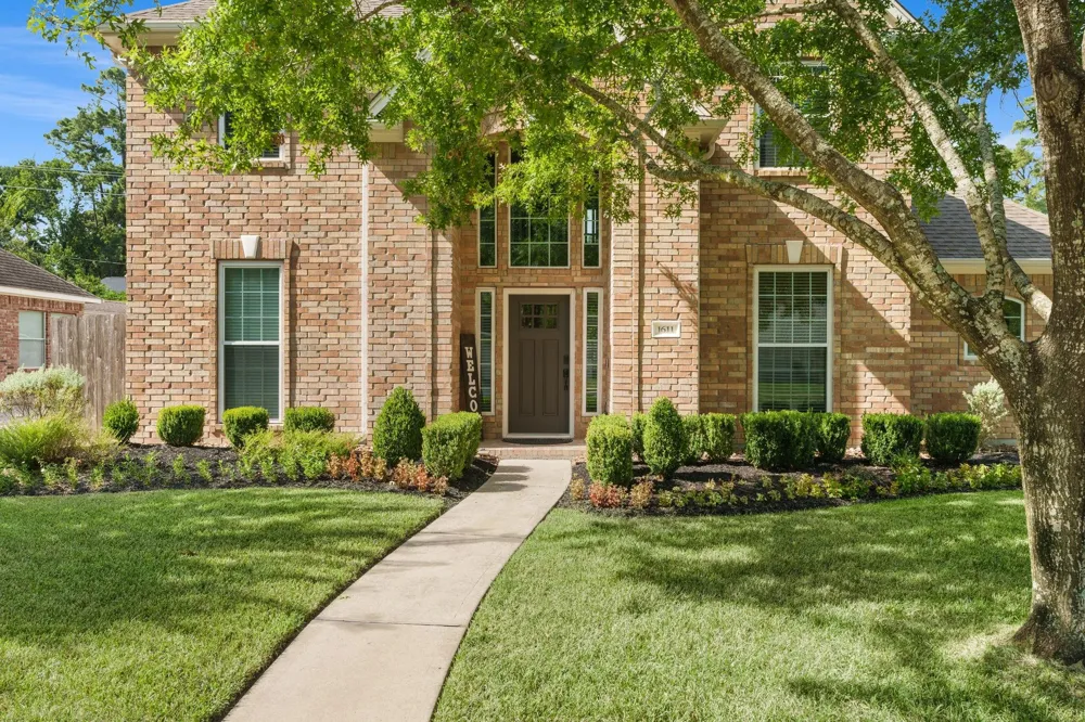 1611 Pincher Creek Drive Spring, TX 77386
