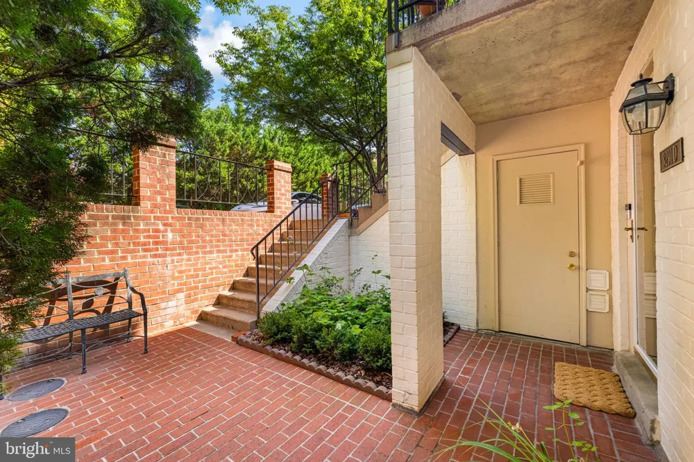 3291 SUTTON PLACE NW #D Washington, DC 20016