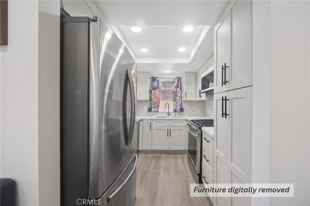 9864 California Avenue #18 South Gate, CA 90280