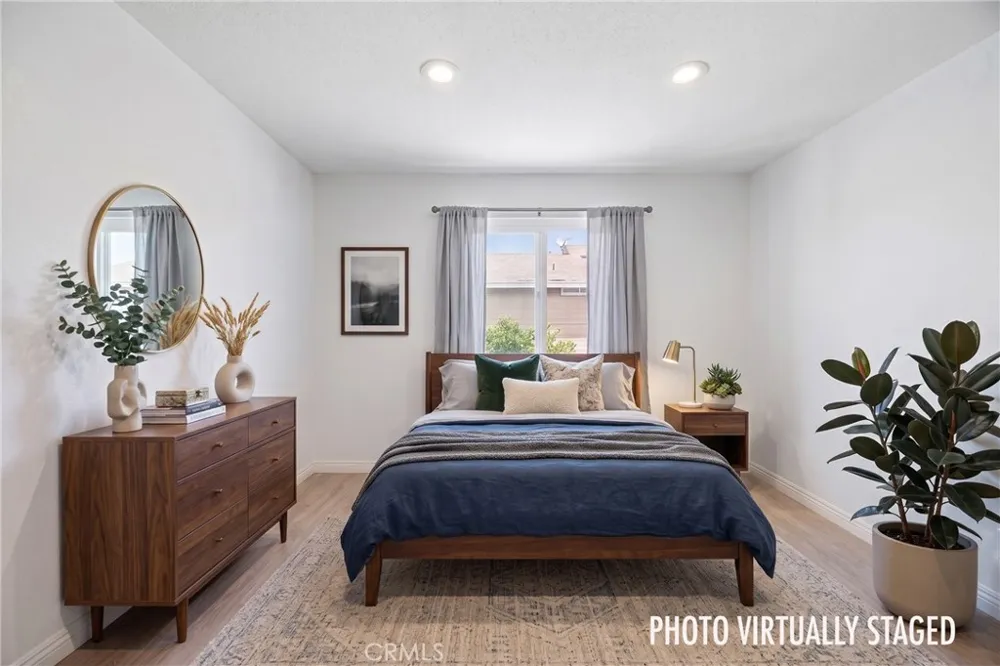9864 California Avenue #18 South Gate, CA 90280