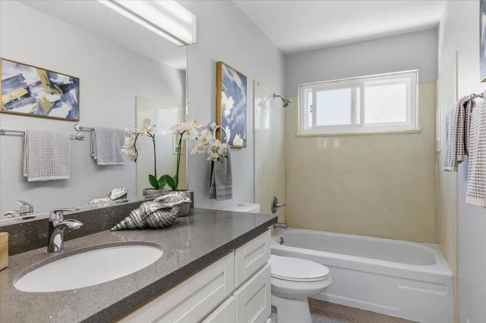 35014 Begonia Street Union City, CA 94587