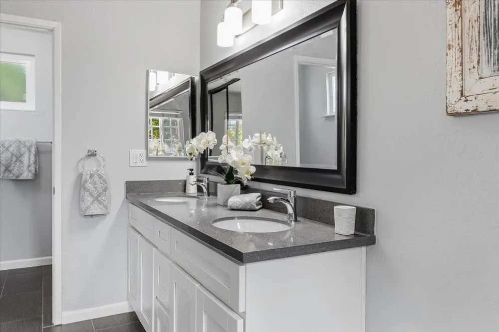 35014 Begonia Street Union City, CA 94587