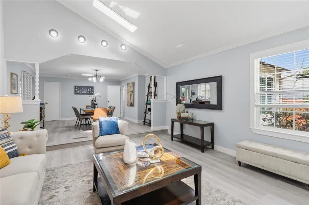 35014 Begonia Street Union City, CA 94587