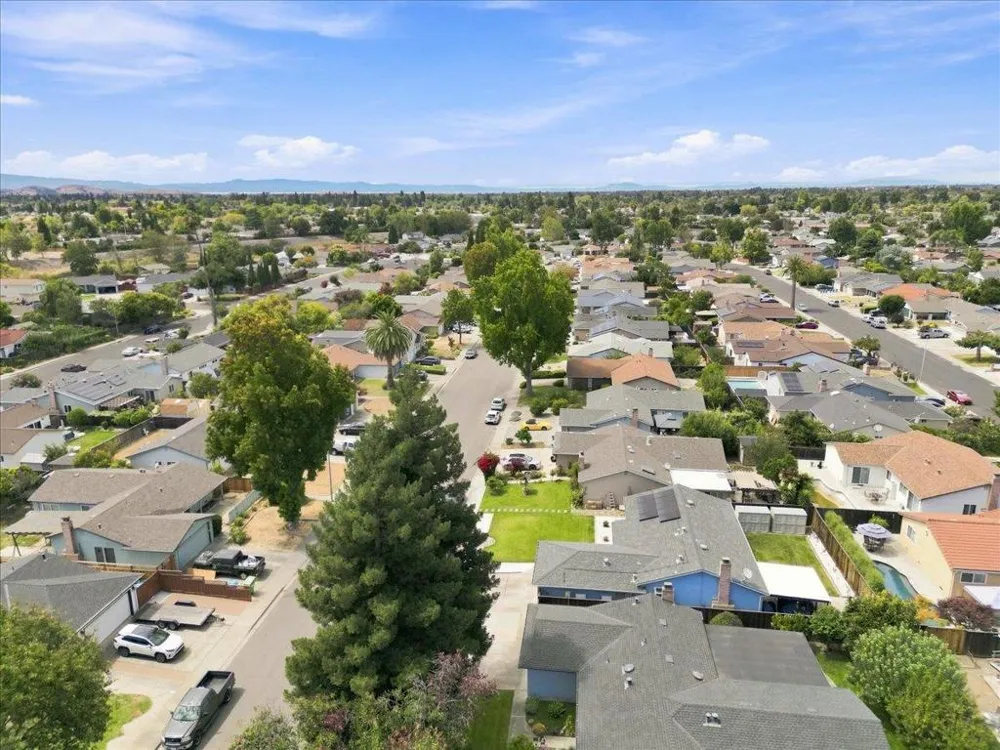 35014 Begonia Street Union City, CA 94587