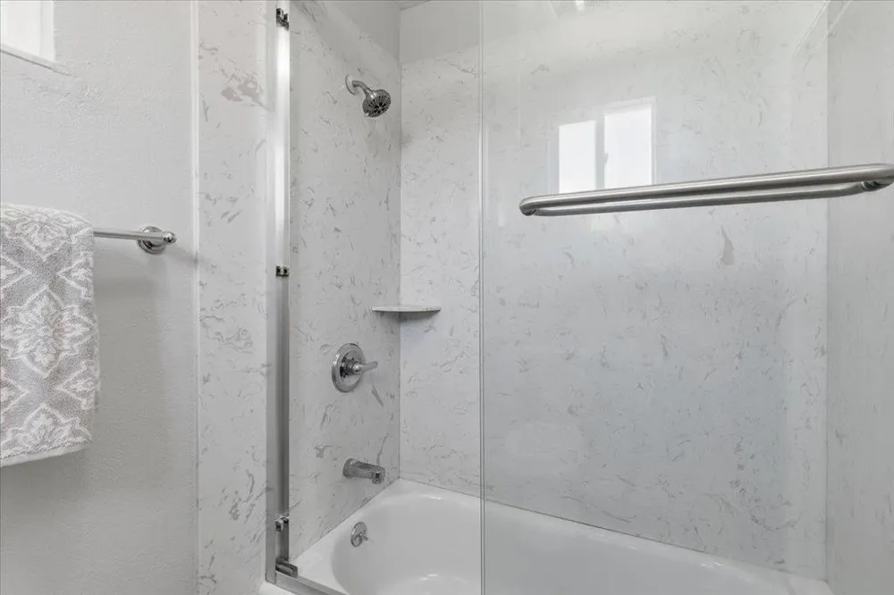 35014 Begonia Street Union City, CA 94587