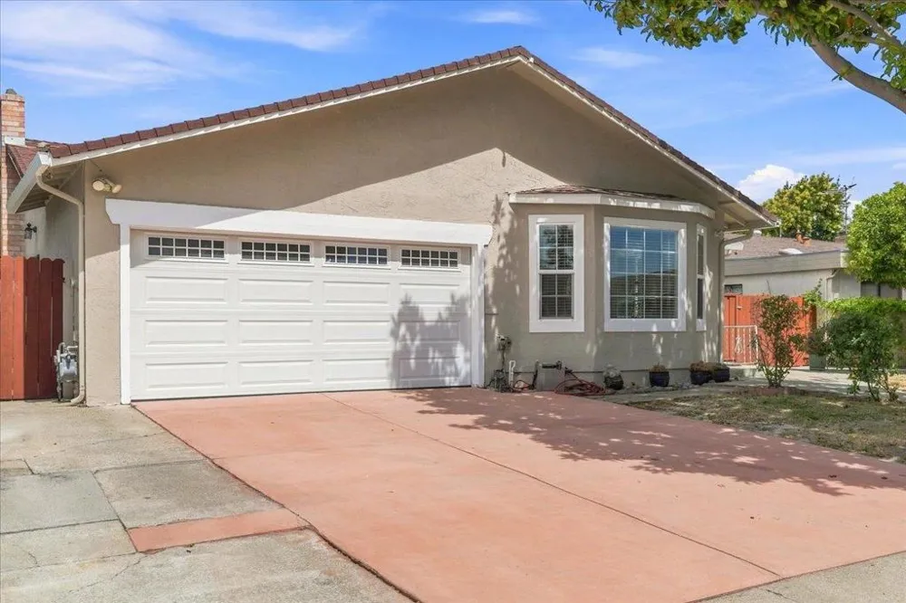 35014 Begonia Street Union City, CA 94587