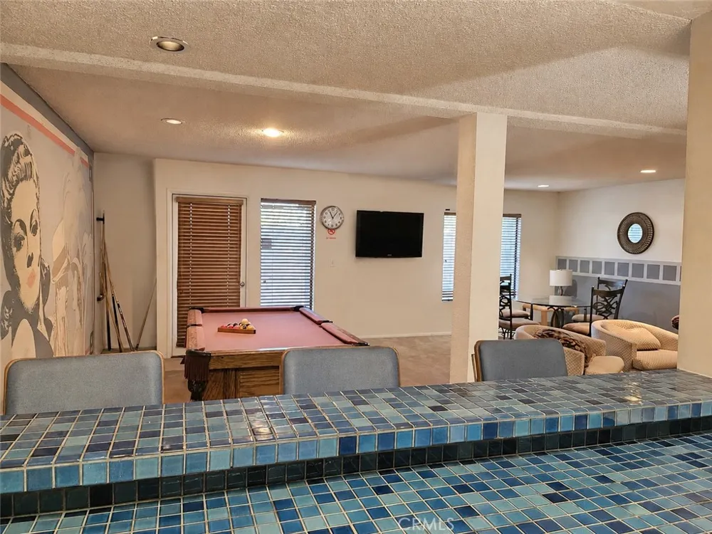 365 W Alameda #207 Burbank, CA 91506