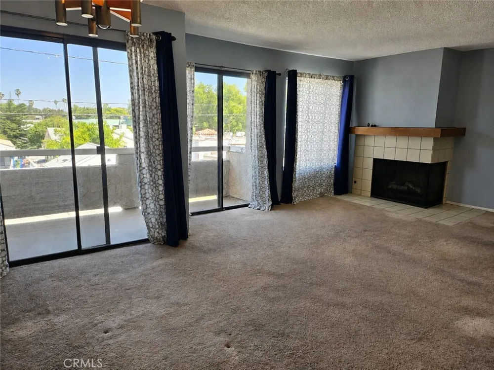 365 W Alameda #207 Burbank, CA 91506