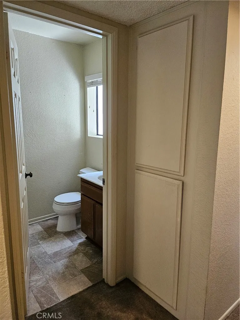 365 W Alameda #207 Burbank, CA 91506