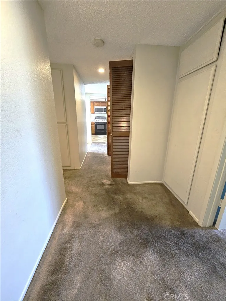 365 W Alameda #207 Burbank, CA 91506