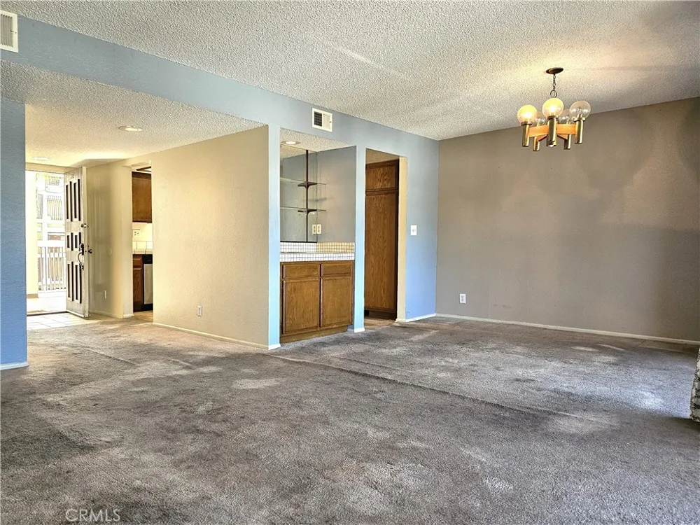 365 W Alameda #207 Burbank, CA 91506