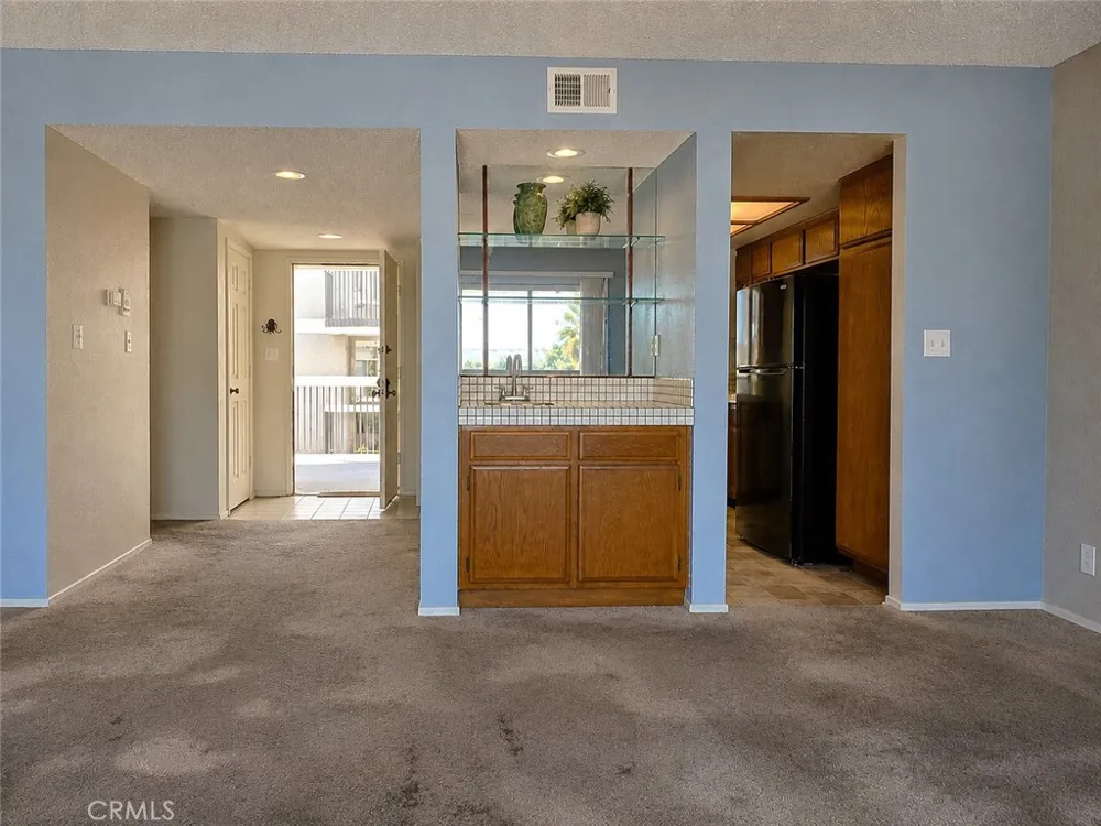 365 W Alameda #207 Burbank, CA 91506