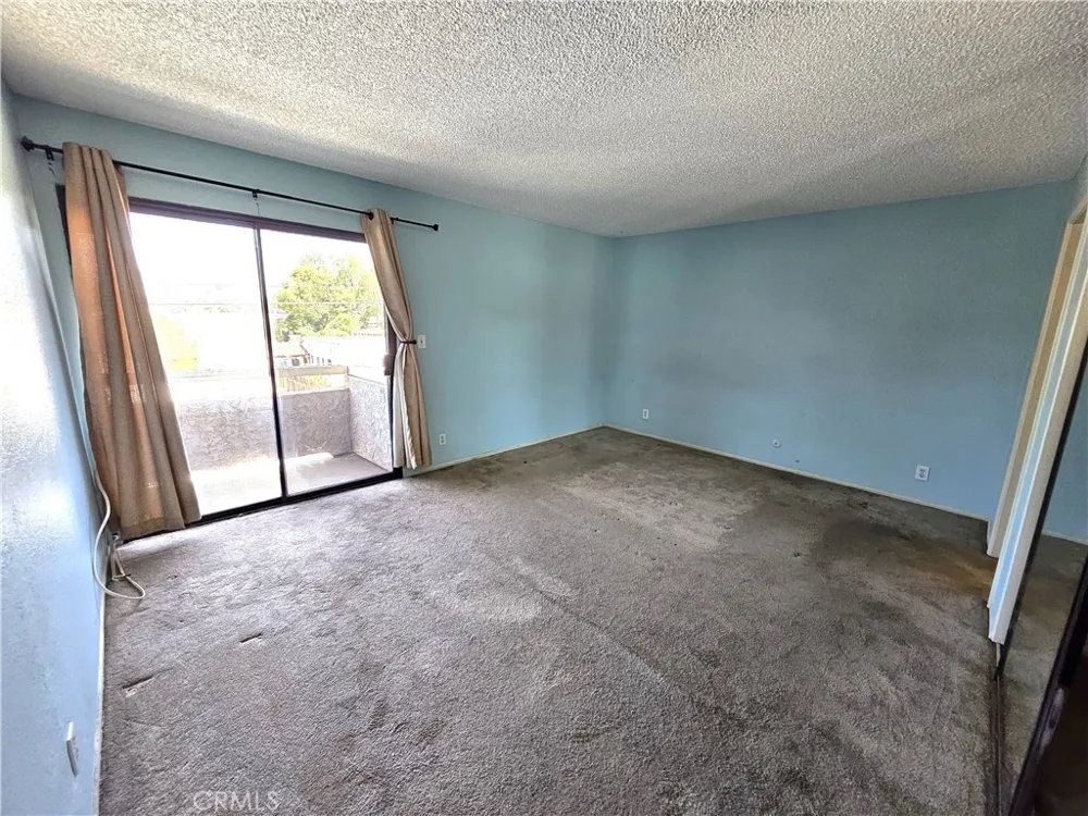 365 W Alameda #207 Burbank, CA 91506
