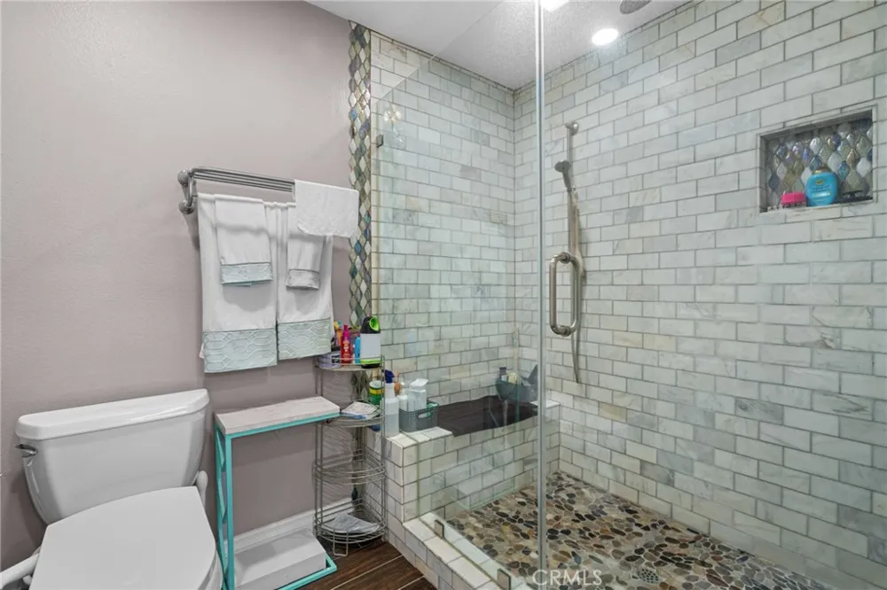 22855 Sparrowdell Calabasas, CA 91302