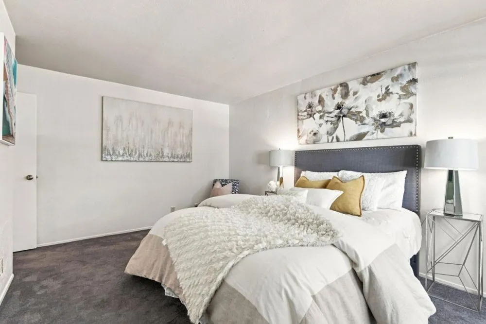 24 Emery Bay Drive Emeryville, CA 94608