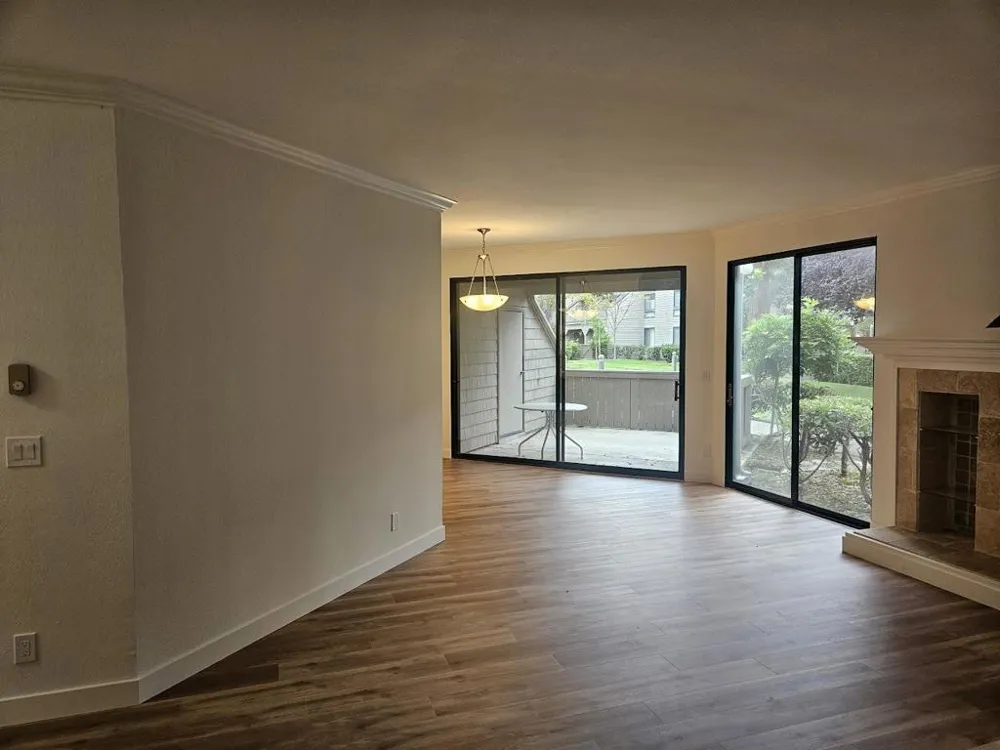 55 Cove Lane Redwood City, CA 94065