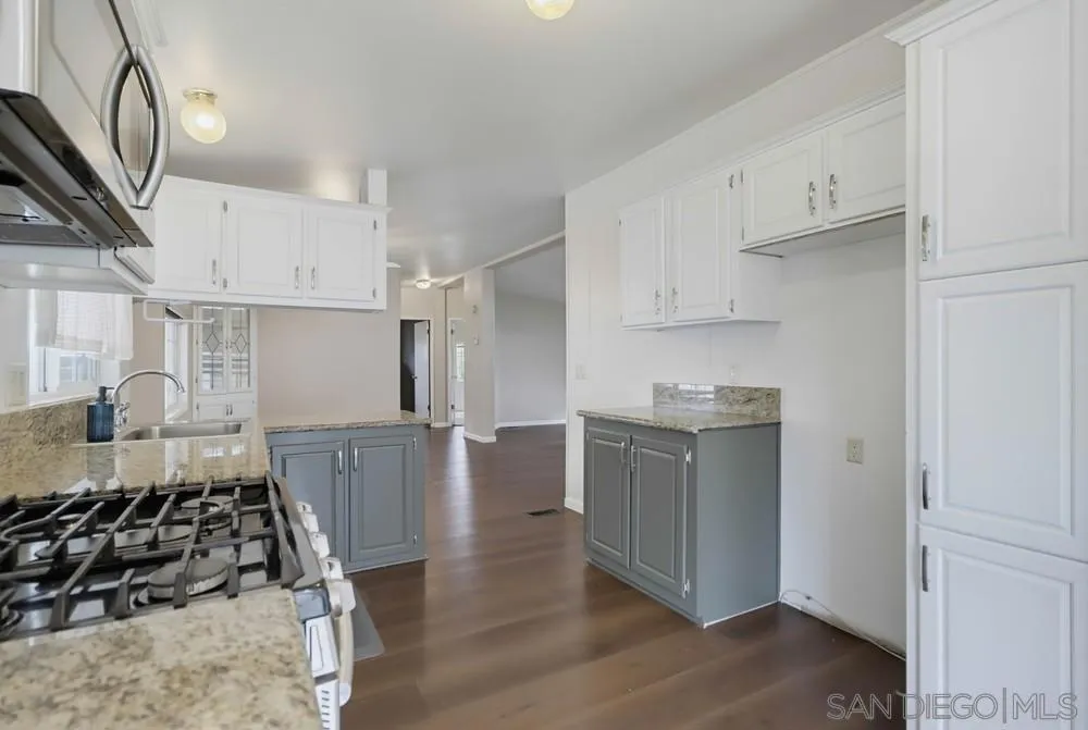 13655 Highway 8 Business #SPC 94 El Cajon, CA 92021
