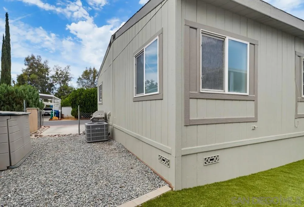 13655 Highway 8 Business #SPC 94 El Cajon, CA 92021