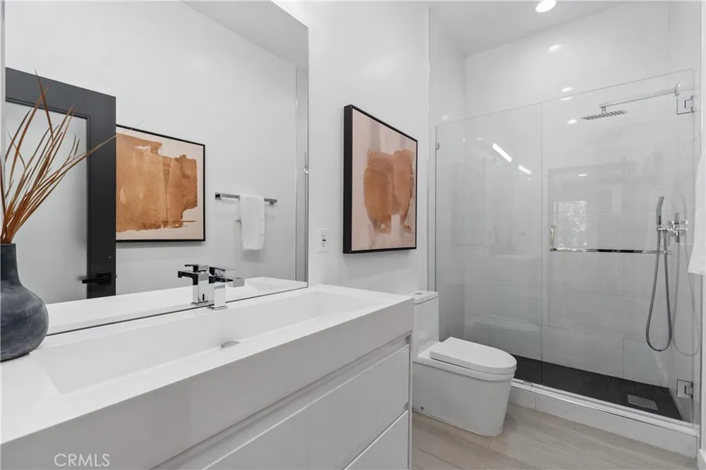 18512 Lincoln Cir Villa Park, CA 92861