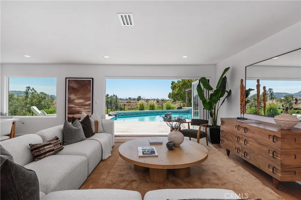 18512 Lincoln Cir Villa Park, CA 92861
