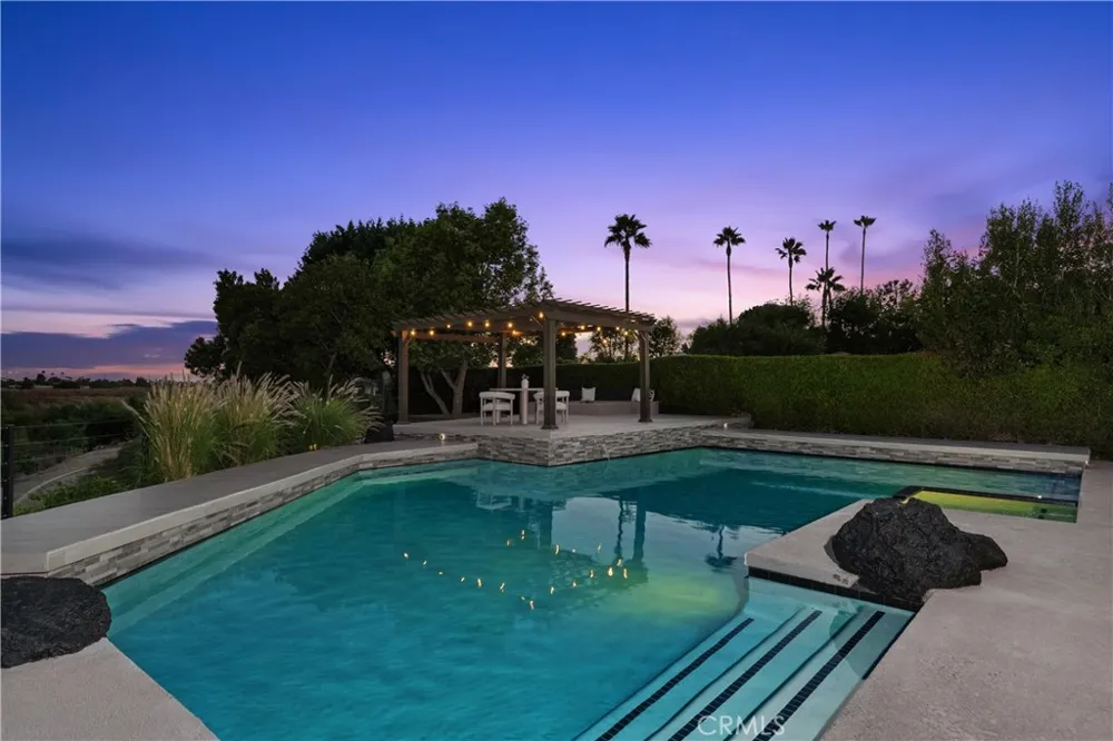 18512 Lincoln Cir Villa Park, CA 92861