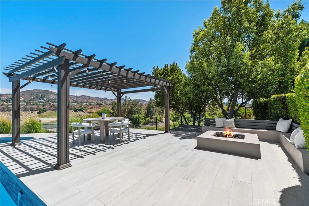 18512 Lincoln Cir Villa Park, CA 92861