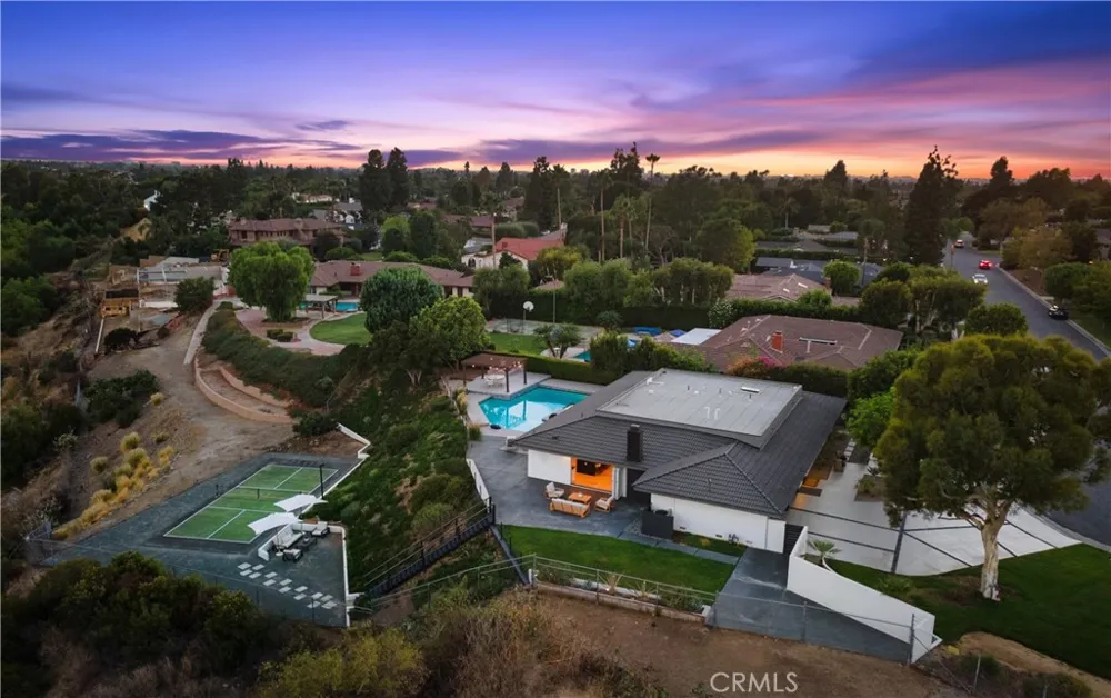18512 Lincoln Cir Villa Park, CA 92861