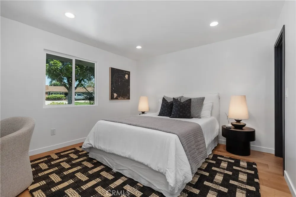 18512 Lincoln Cir Villa Park, CA 92861
