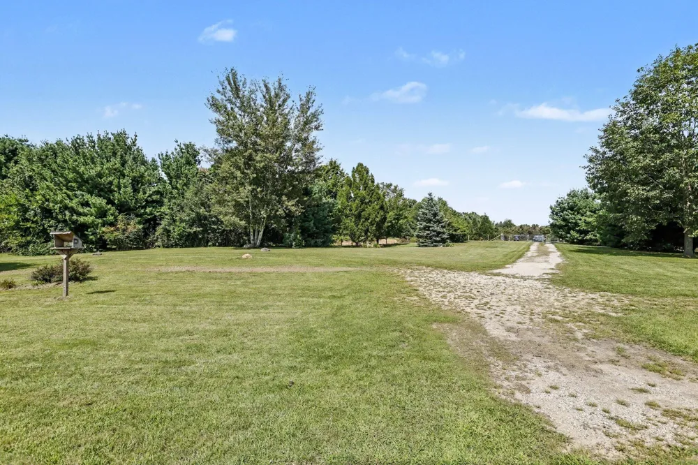 54585 W County Road 365 Lawrence, MI 49064