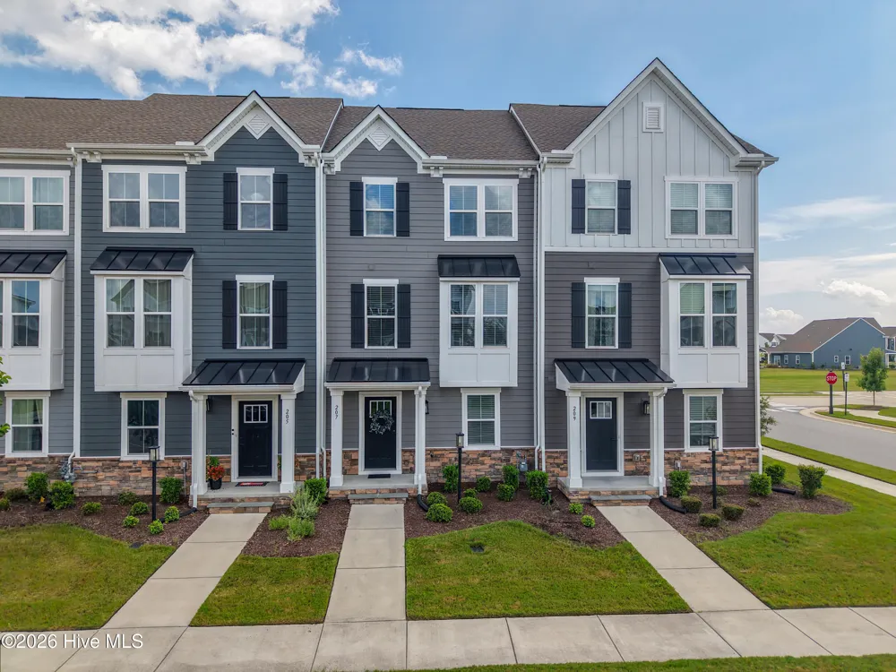 207 Fost Boulevard Moyock, NC 27958
