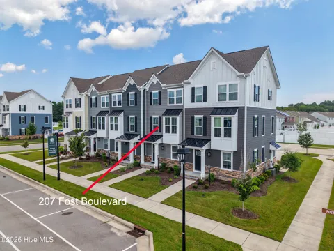 207 Fost Boulevard