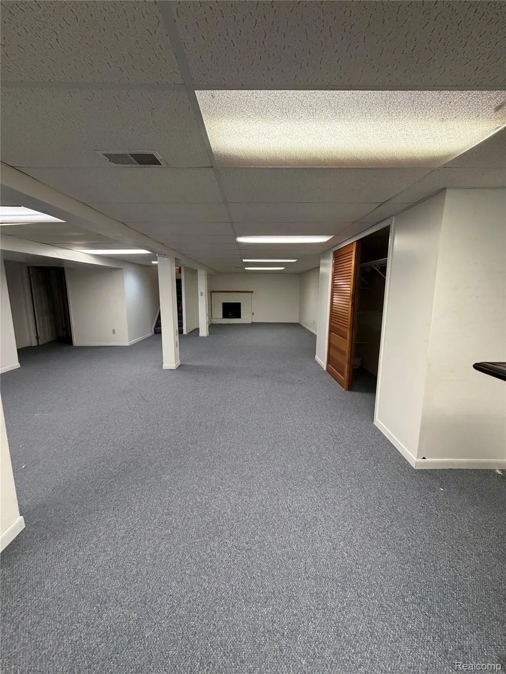 319 Amelia Avenue Royal Oak City, MI 48073