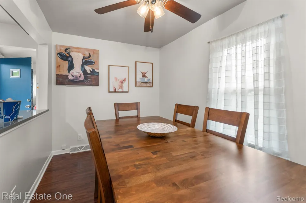 3363 16th Street Wyandotte City, MI 48192