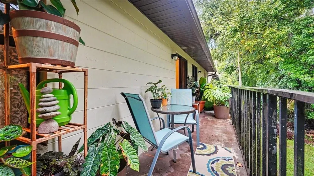 1679 SPRING GARDEN COURT Holly Hill, FL 32117