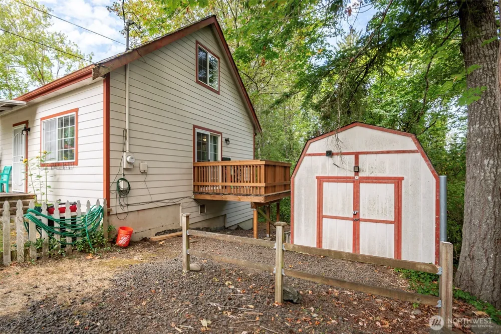 817 Kendall Street Port Orchard, WA 98366