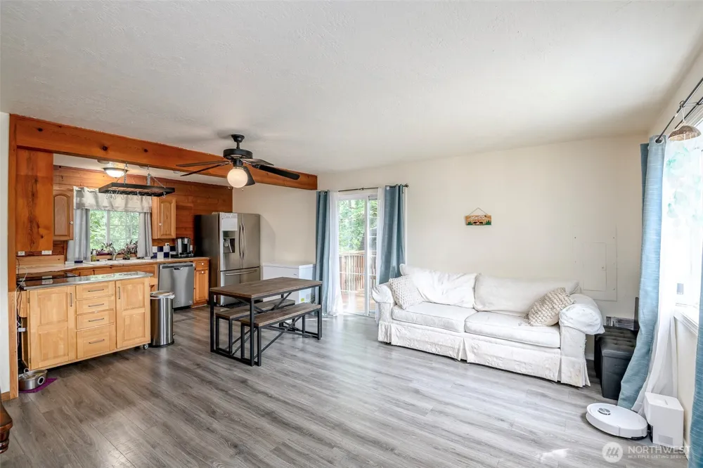 817 Kendall Street Port Orchard, WA 98366
