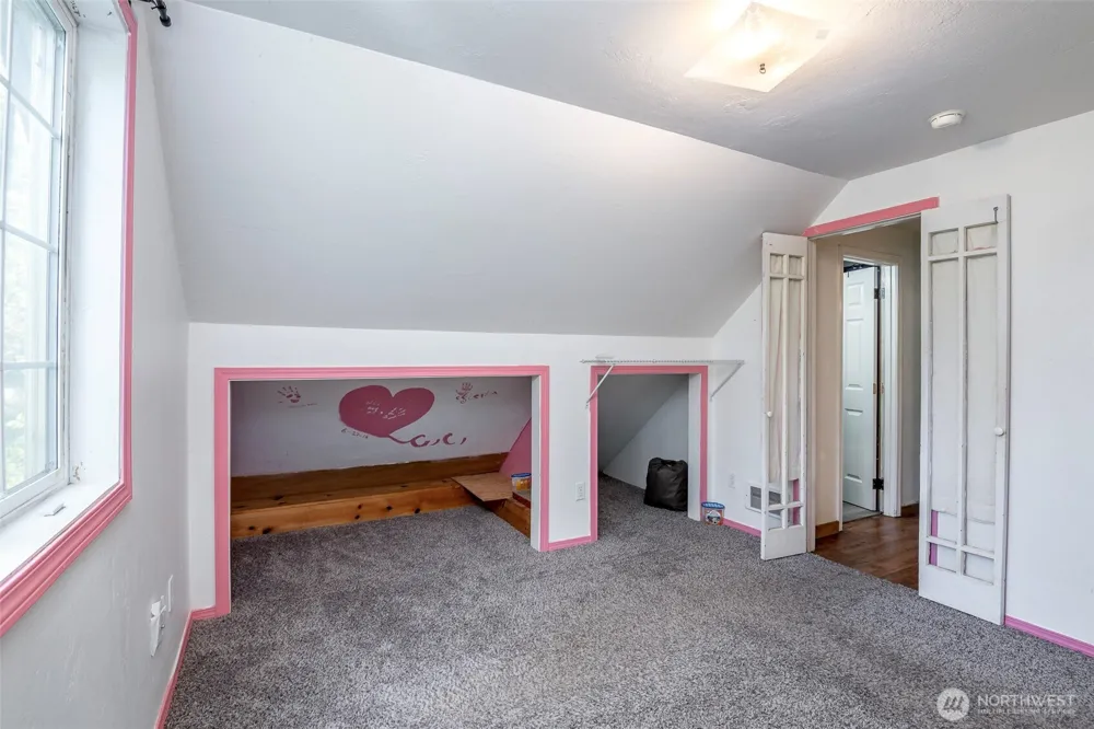 817 Kendall Street Port Orchard, WA 98366