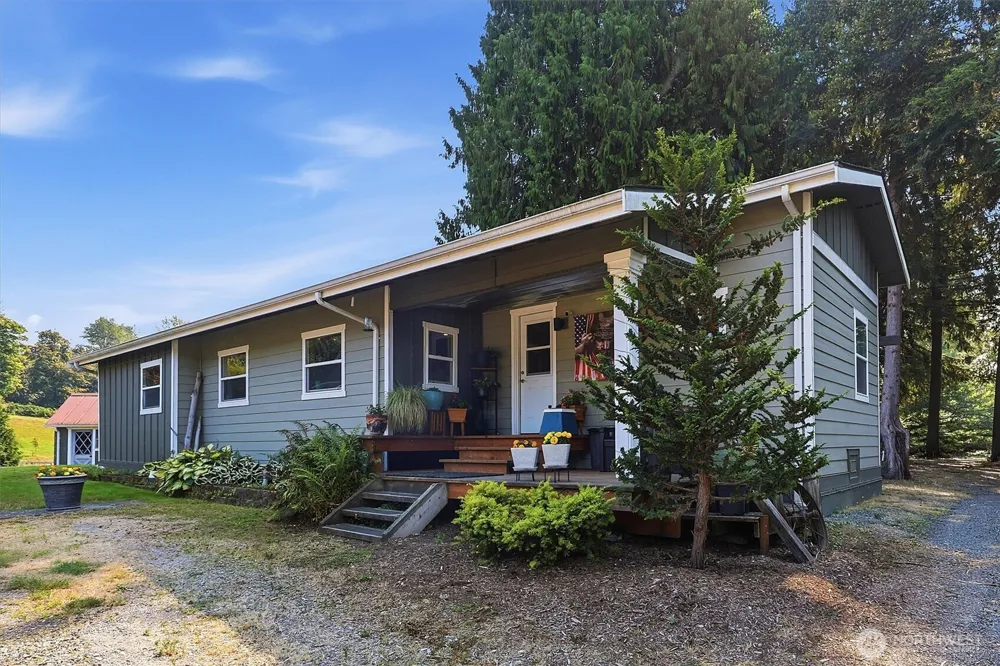 8933 147th Avenue NE Granite Falls, WA 98252