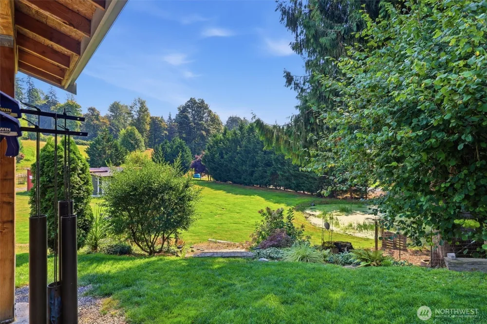 8933 147th Avenue NE Granite Falls, WA 98252